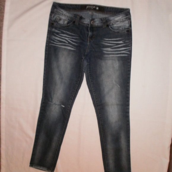 ~ Grane Make a Statement Jeans Size 11 Junior - Picture 1 of 11